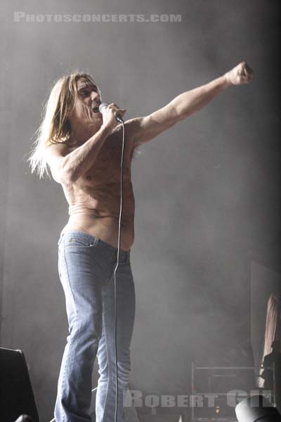 IGGY POP AND THE STOOGES - 2007-09-15 - LA COURNEUVE - Parc Departemental - Grande Scene - 